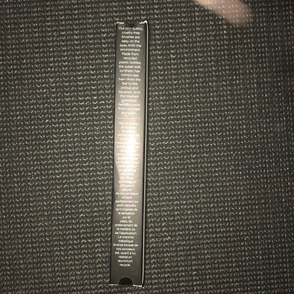 🌟NEW🌟 Urban decay eyeshadow contouring brush - Picture 5 of 5